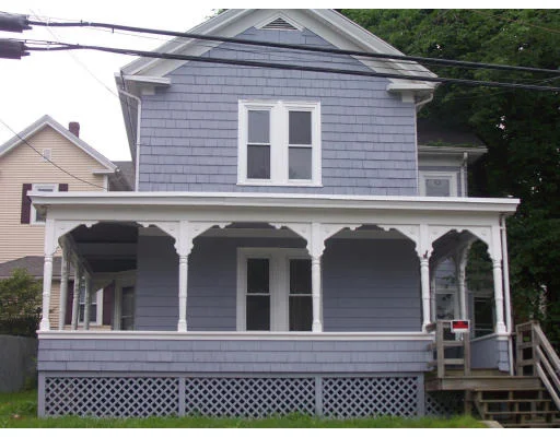 Unit for sale at 98 Mechanic St, Marlborough, MA 01752