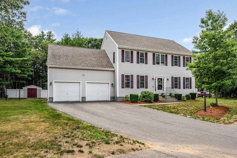 Unit for sale at 1 Pond View Circle, Shirley, MA 01464
