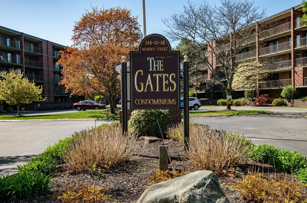Unit for sale at 148 Marble St, Stoneham, MA 02180