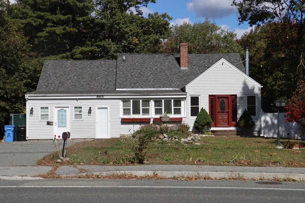 Unit for sale at 865 Temple St, Whitman, MA 02382