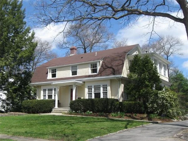 Unit for sale at 29 Summit Road, Wellesley, MA 02482