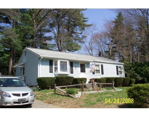 Unit for sale at 422 Acrebrook Dr, Northampton, MA 01062