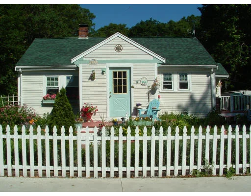 Unit for sale at 114 Careswell St., Marshfield, MA 02050