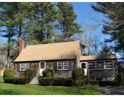 Unit for sale at 25 Lydon Ln, Kingston, MA 02364