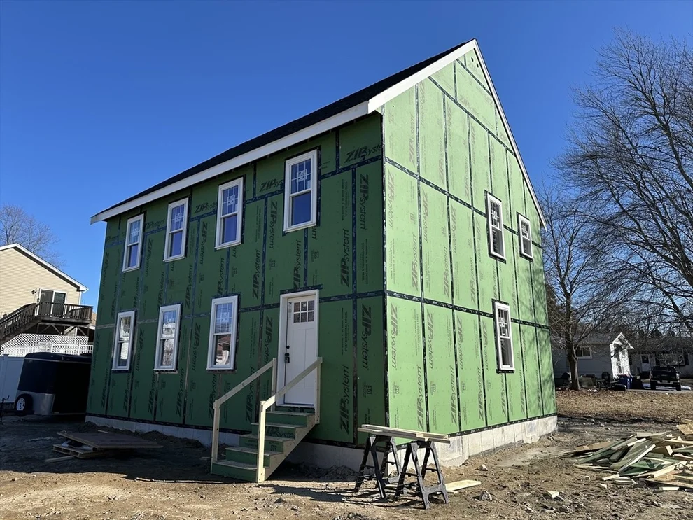Unit for sale at 0 Hammond St, New Bedford, MA 02745