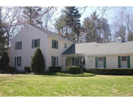 Unit for sale at 26 Algonquin Ave, Andover, MA 01810