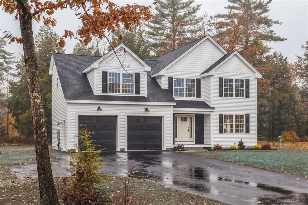 Unit for sale at 27 Elm Ct, Barrington, NH 03825