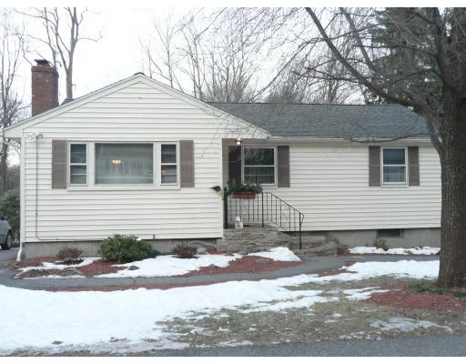 Unit for sale at 588 Summer Avenue, Reading, MA 01867