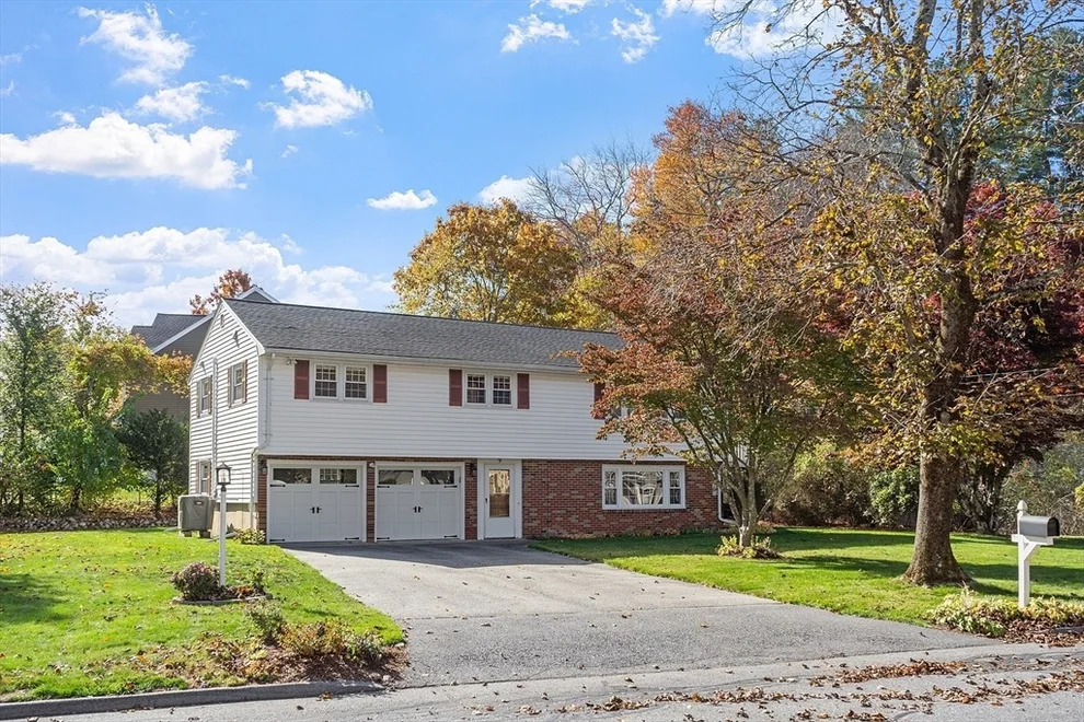 Unit for sale at 9 Wing Terrace, Burlington, MA 01803