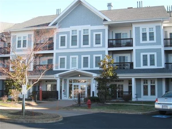 Unit for sale at 501 Commerce Dr, Braintree, MA 02184
