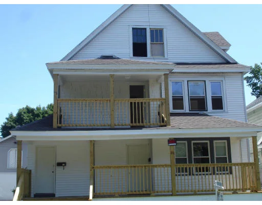 Unit for sale at 525-527 Armory St, Springfield, MA 01104