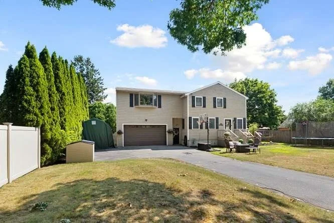 Unit for sale at 40 Hillside Ave, Beverly, MA 01915