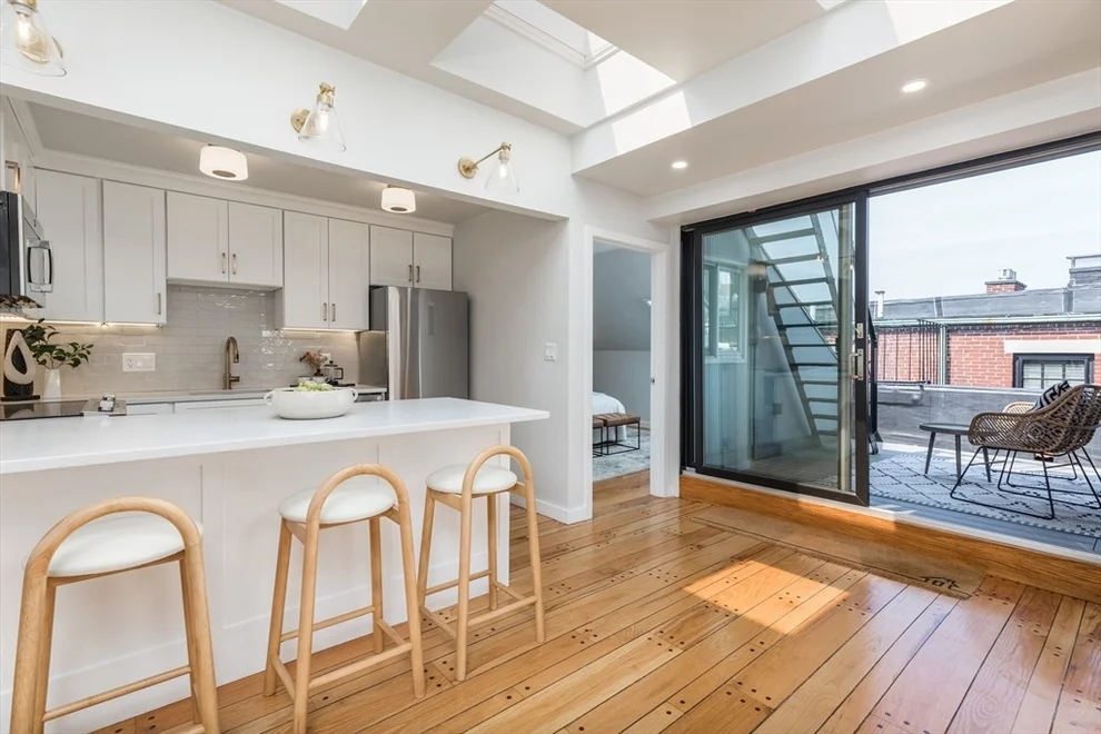 Unit for sale at 140 Charles St, Boston, MA 02114
