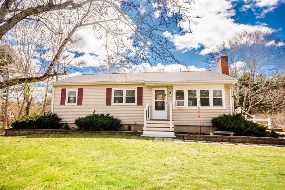 Unit for sale at 562 Tremont St, Taunton, MA 02780