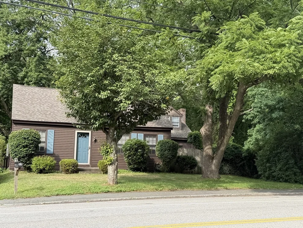 Unit for sale at 32 River Rd, Andover, MA 01810
