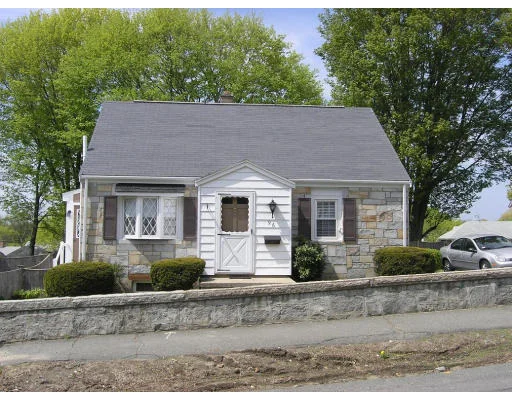 Unit for sale at 96 Fowle Street, Woburn, MA 01801
