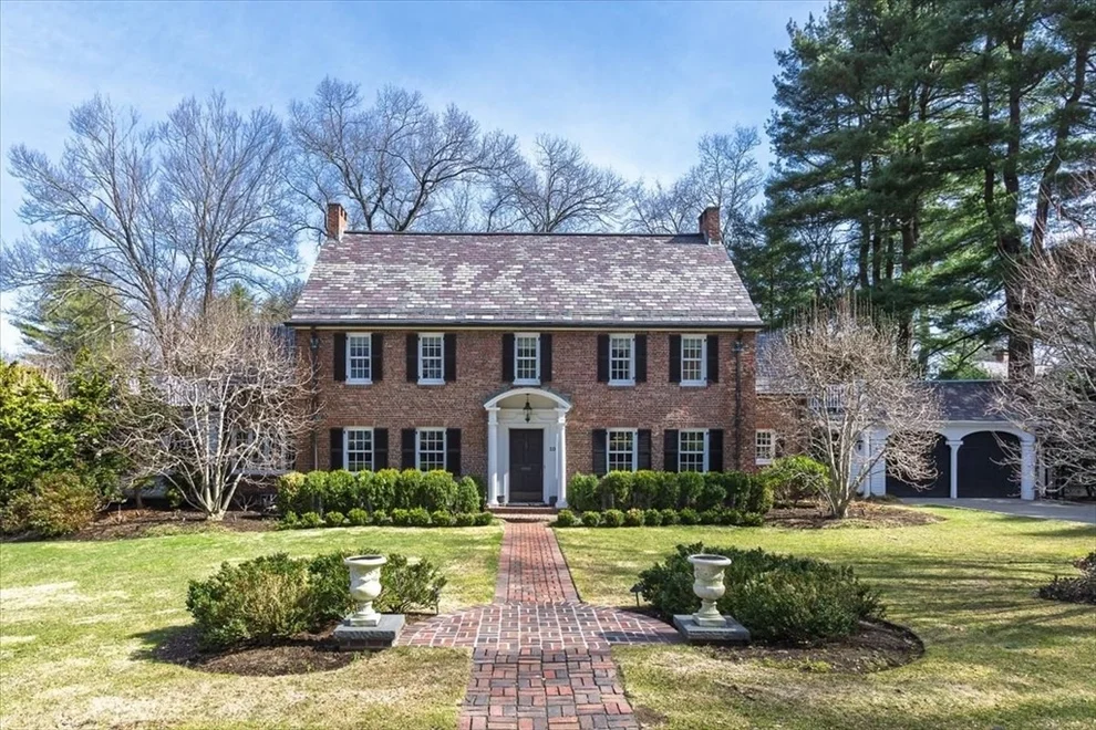 Unit for sale at 10 Clark Rd, Wellesley, MA 02481