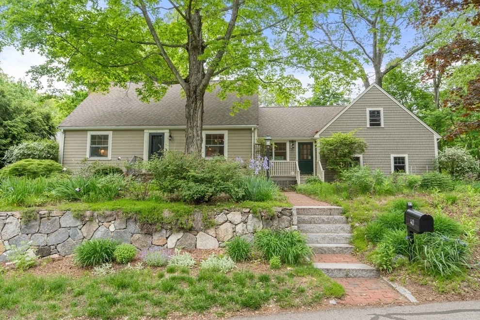 Unit for sale at 40 Upson Rd, Wellesley, MA 02482