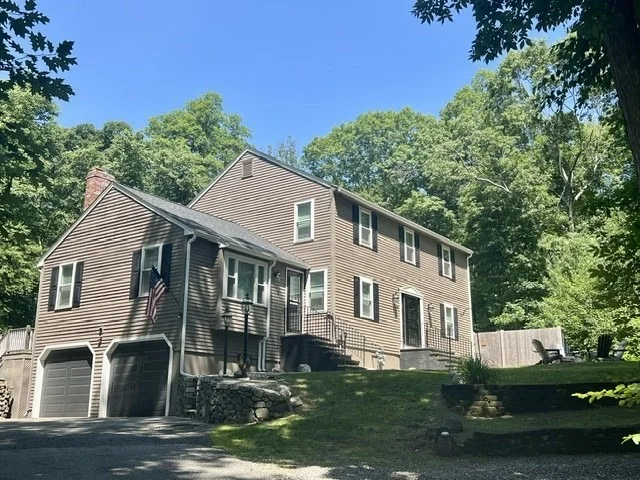Unit for sale at 26 Parsonage Hill Rd, Haverhill, MA 01832