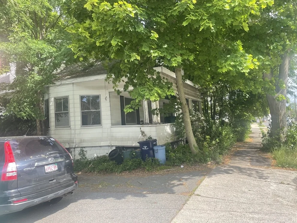 Unit for sale at 51 Broadway, Lynn, MA 01904