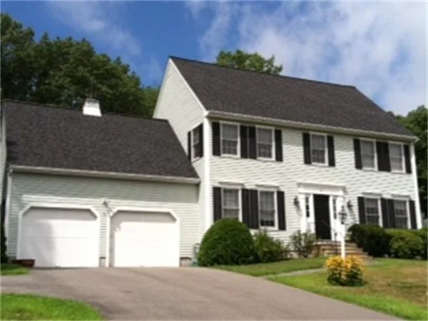 Unit for sale at 27 Lorraine Dr, Ashland, MA 01721
