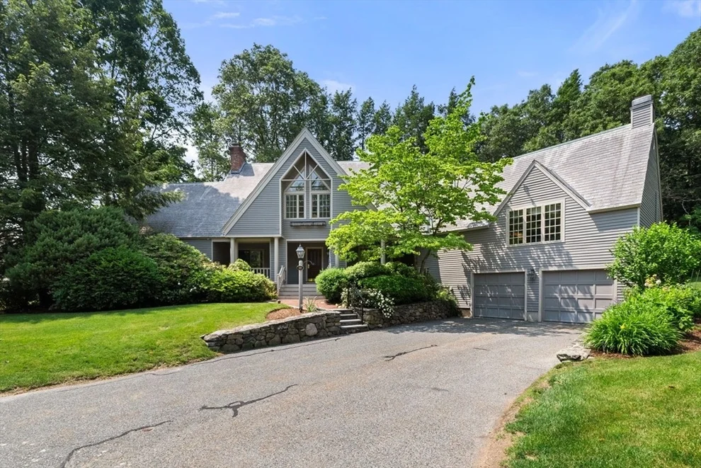 Unit for sale at 18 Phillips Pond Rd, Natick, MA 01760