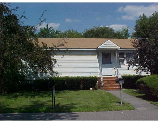 Unit for sale at 11 Comet Road, Methuen, MA 01844