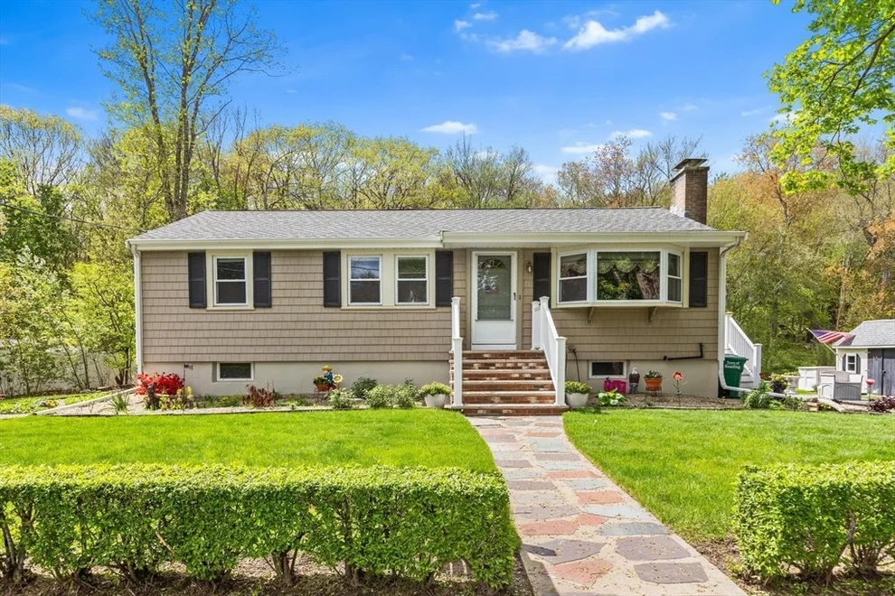 Unit for sale at 44 Batchelder Road, Reading, MA 01867