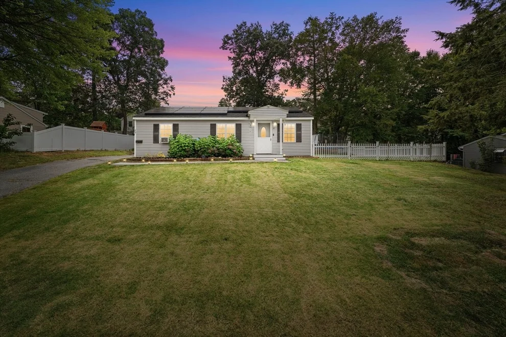 Unit for sale at 37 Inwood Rd, Auburn, MA 01501