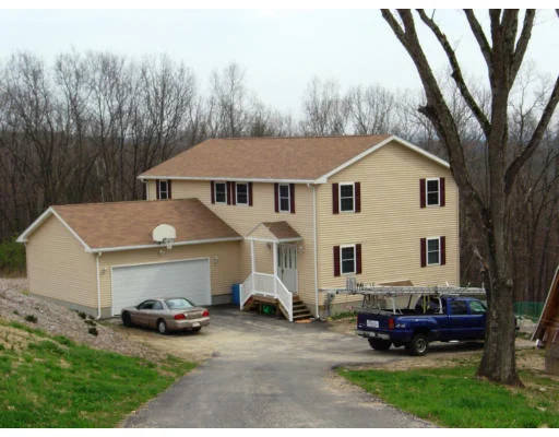 Unit for sale at 14 Chestnut Hill Drive, Webster, MA 01570