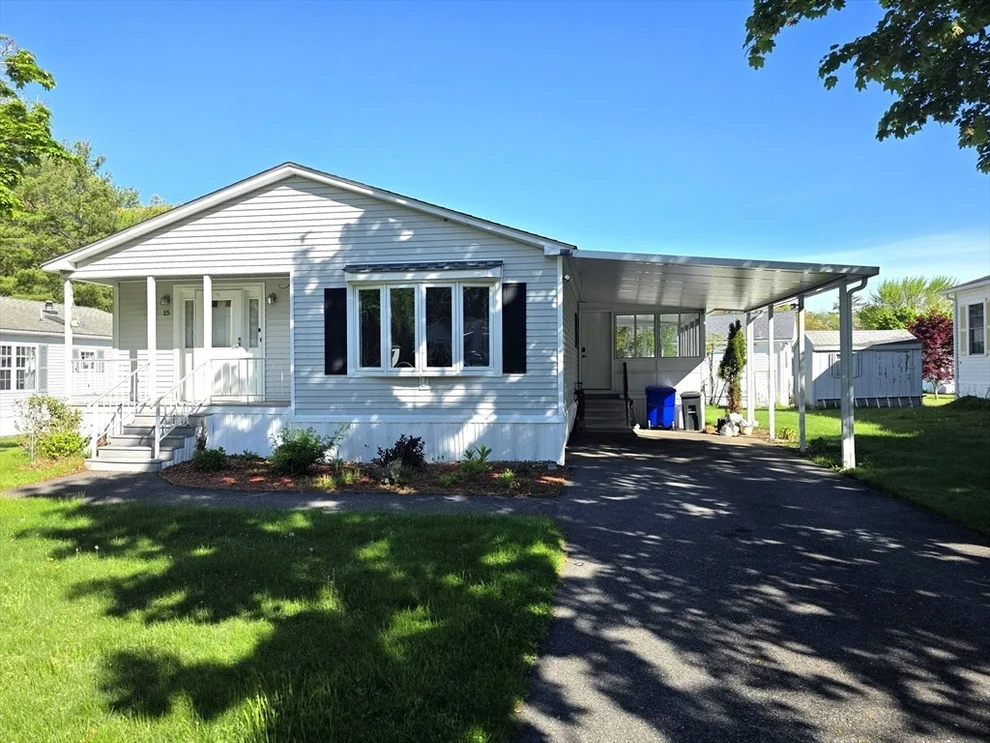 Unit for sale at 15 Meetinghouse Rd, Taunton, MA 02780