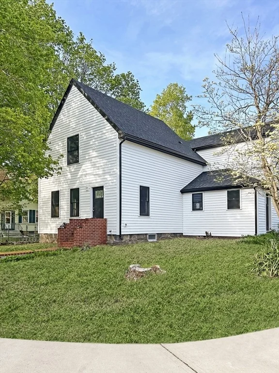 Unit for sale at 10 Bigelow St., Rockland, MA 02370