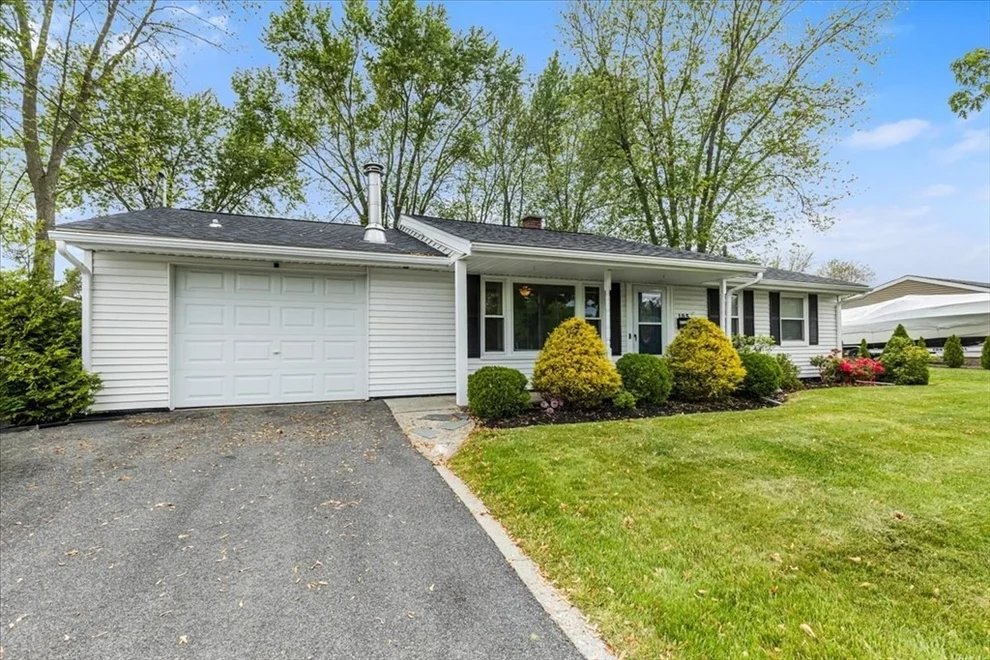 Unit for sale at 103 Nicholson Dr, Brockton, MA 02302