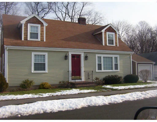 Unit for sale at 8 Elnew Ave, Beverly, MA 01915