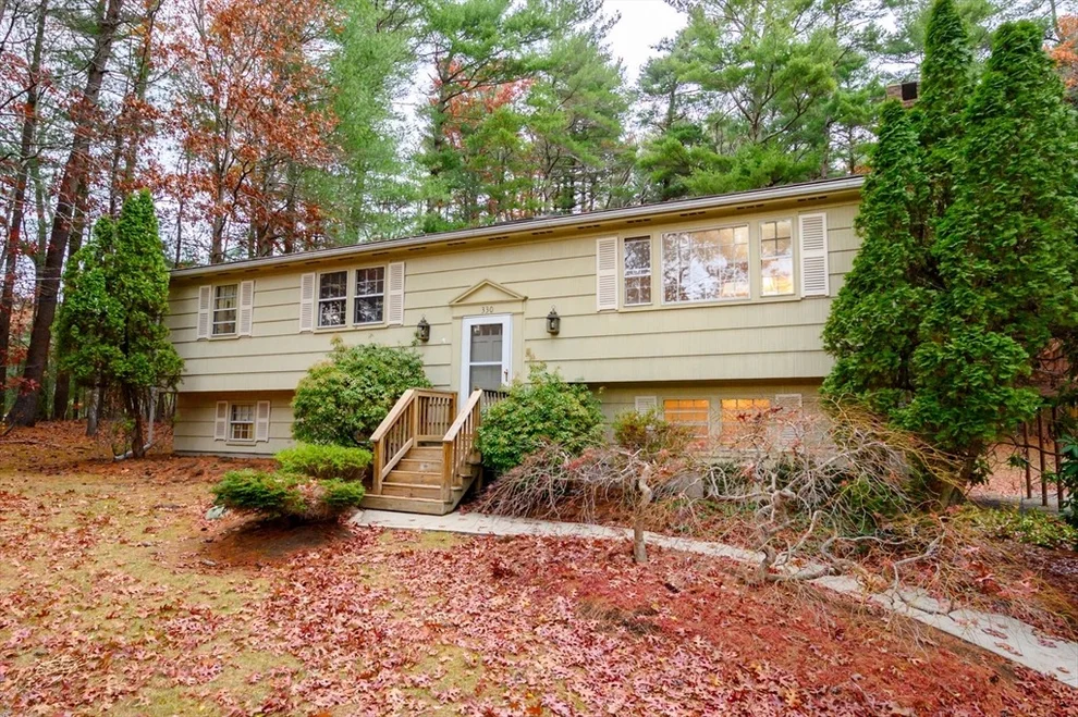 Unit for sale at 330 Pleasant St, Pembroke, MA 02359