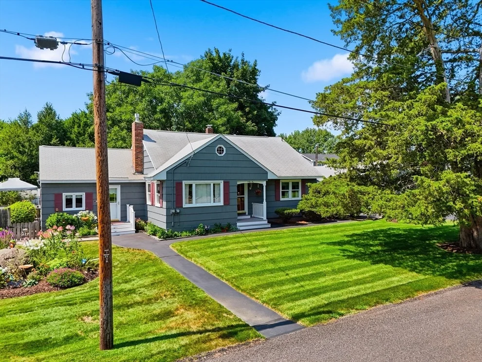 Unit for sale at 8 Otis Avenue, Salem, NH 03079