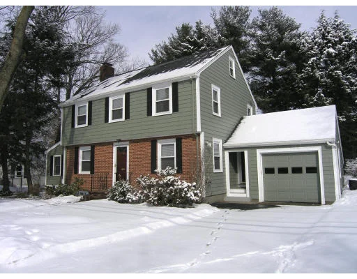Unit for sale at 81 Woodward Street, Newton, MA 02461