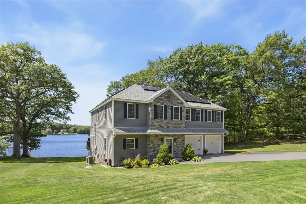 Unit for sale at 7 Grace St, Chelmsford, MA 01863