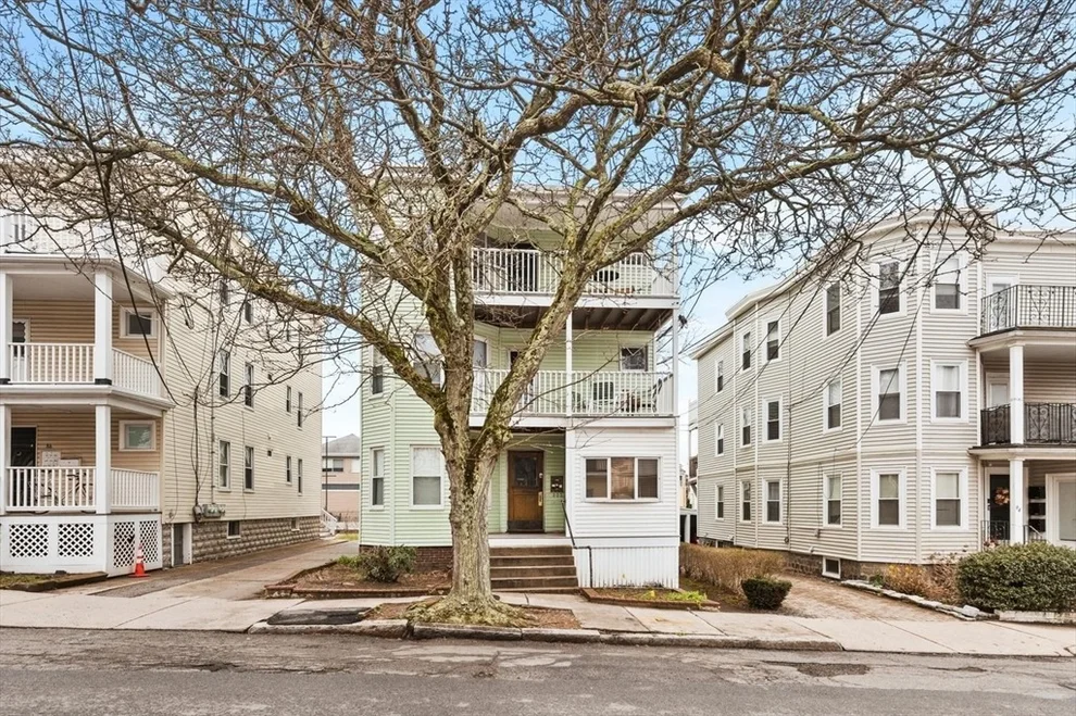 Unit for sale at 90 Conwell Ave, Somerville, MA 02144