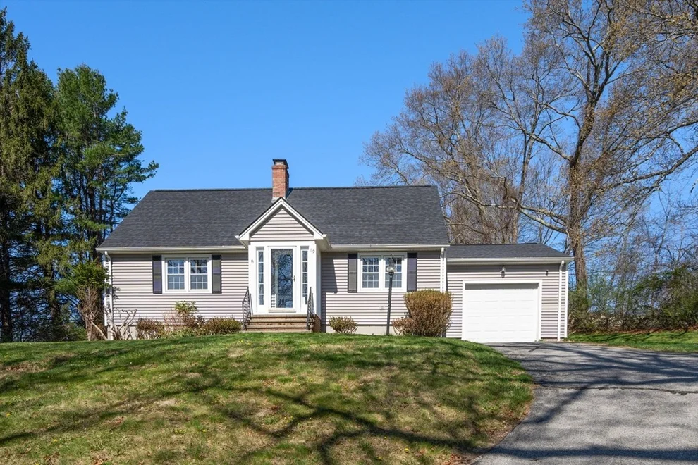 Unit for sale at 89 Center Rd, Dudley, MA 01571