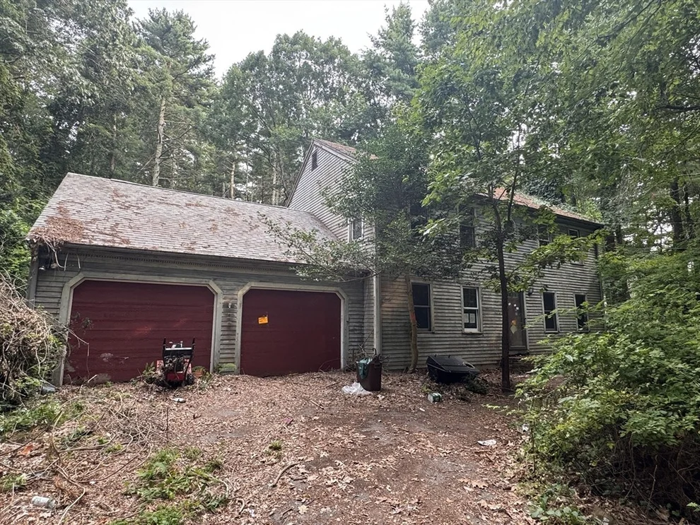 Unit for sale at 23 Nelson Shore Rd, Lakeville, MA 02347