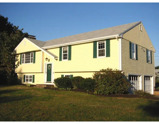Unit for sale at 37 Lockwood Ln., Topsfield, MA 01983