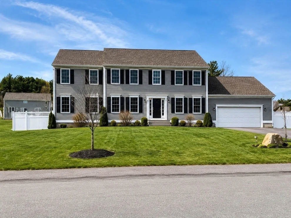 Unit for sale at 52 Oldfield Rd, Bridgewater, MA 02324