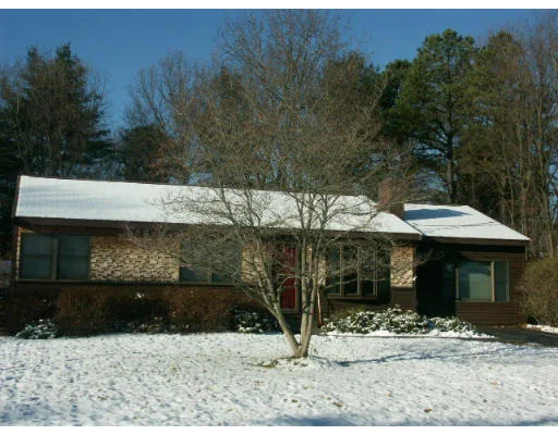 Unit for sale at 15 Williams Rd, Ashland, MA 01721