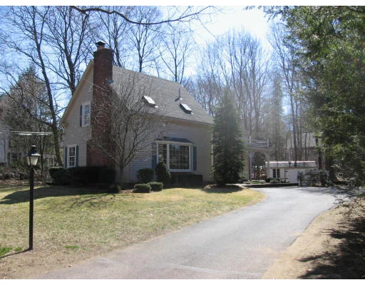 Unit for sale at 5 Elm Street, Foxboro, MA 02035