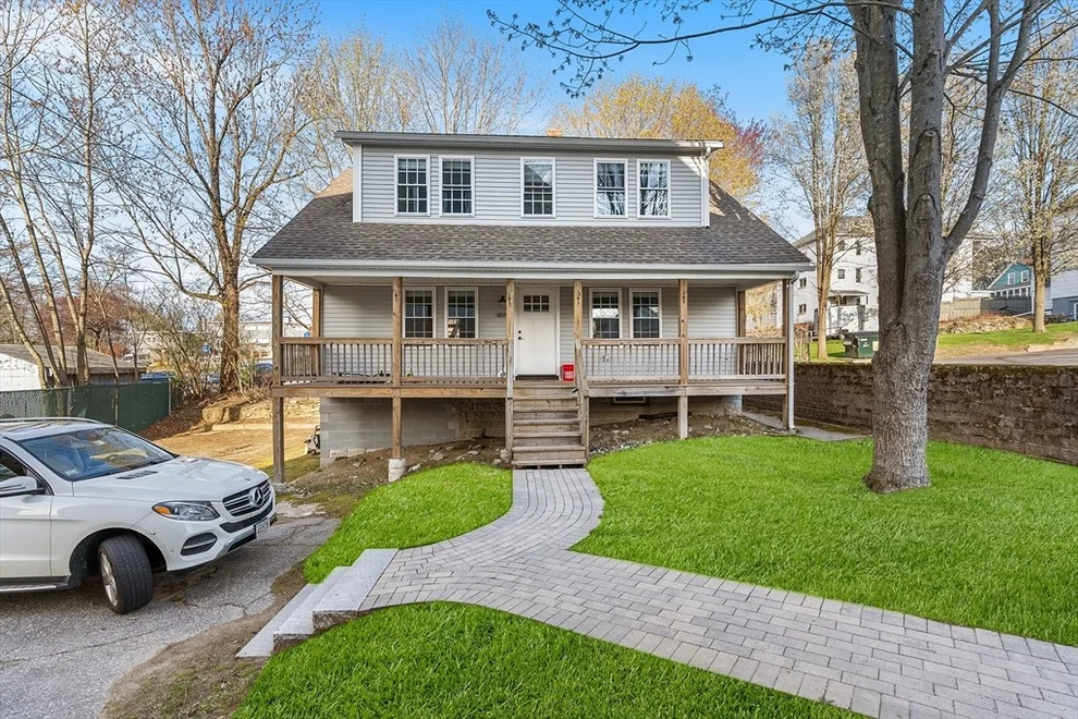 Unit for sale at 25 Lincoln St, Webster, MA 01570