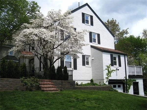 Unit for sale at 3 Goodnough Rd, Brookline, MA 02467