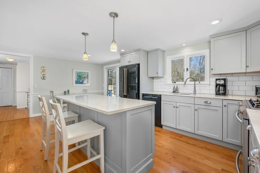 Unit for sale at 10 Park Ln, Brewster, MA 02631