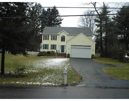 Unit for sale at 60 Edgebrook Road, Framingham, MA 01701