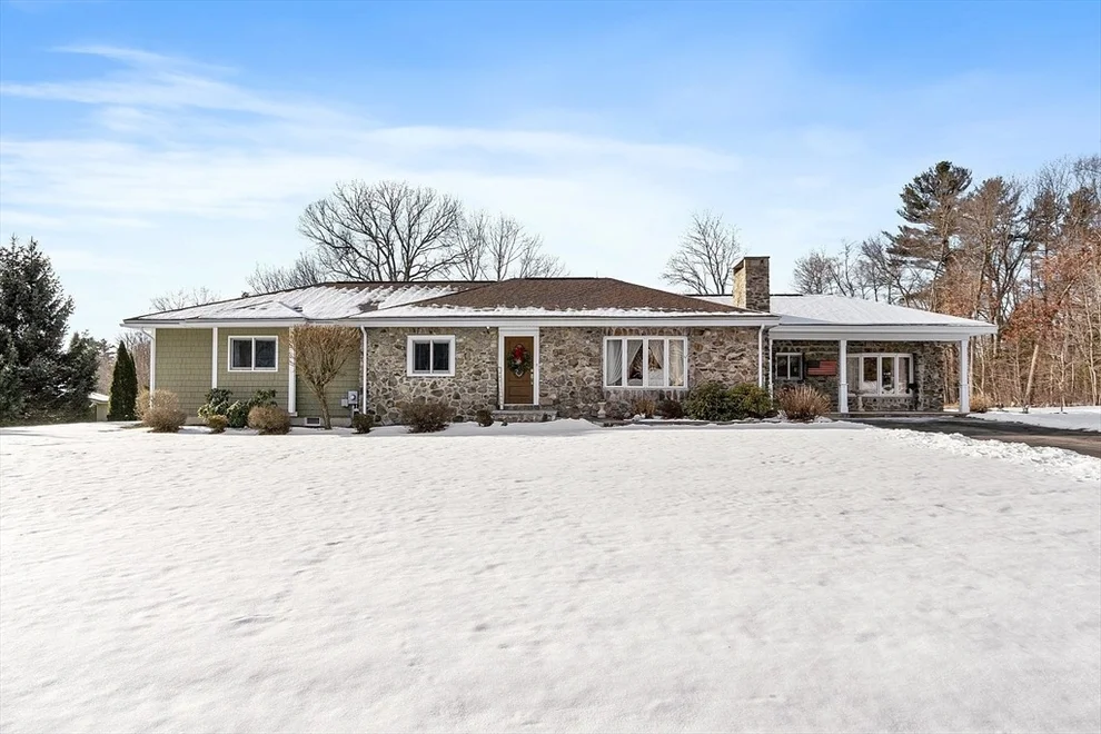 Unit for sale at 5 Spaulding Hill Road, Pelham, NH 03076